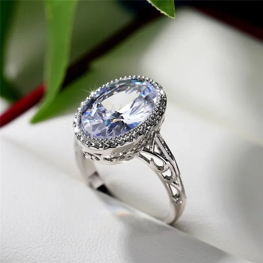 Elegant Women’s Vintage Finger Rings with Beauty Hollow Out Pattern for Retro Party Noble Lady’s Accessories Jewelry New